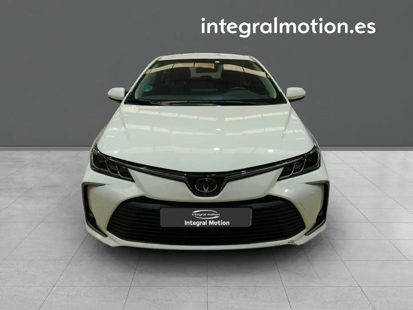 Toyota Corolla Sedán  125H Active Tech Blanco - 2