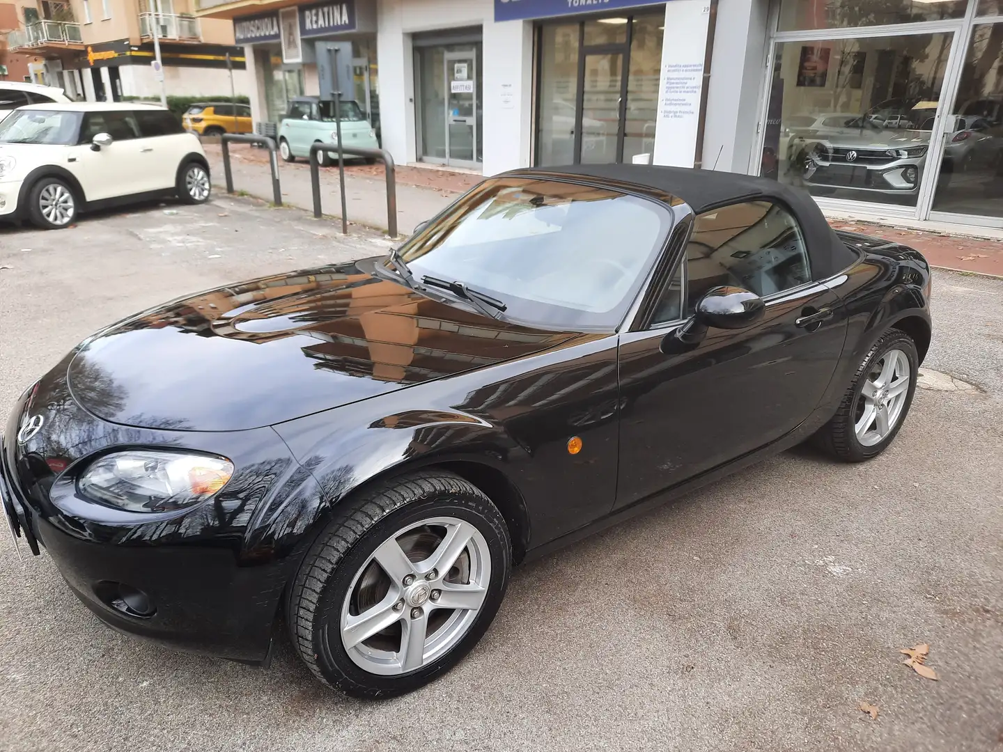 Mazda MX-5 Essence Nero - 2