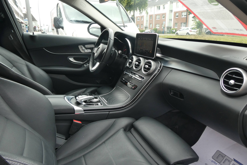 Mercedes-Benz C 250 9G-TRONIC Avantgarde 1.Hand TÜV NEU — photo 10