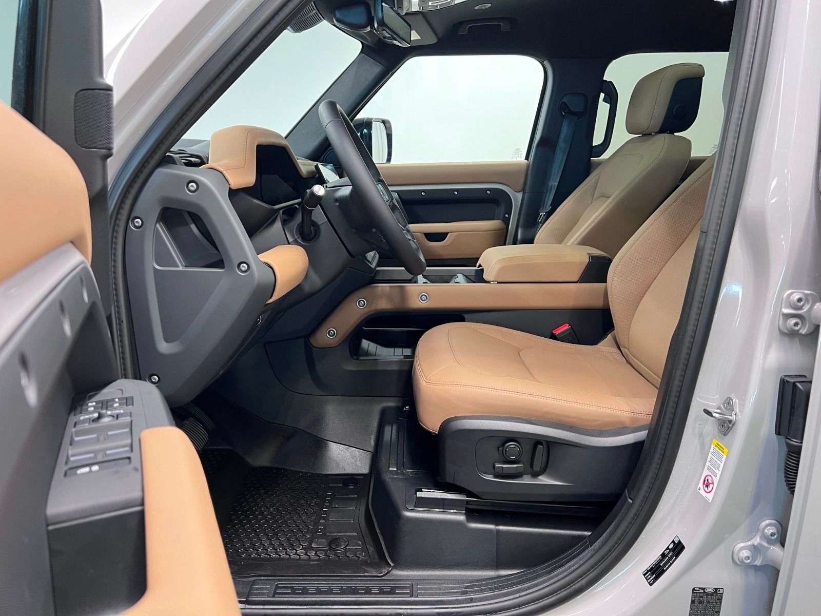 2026 Land Rover Defender 110 P400 X-DYNAMIC SE thumb 22