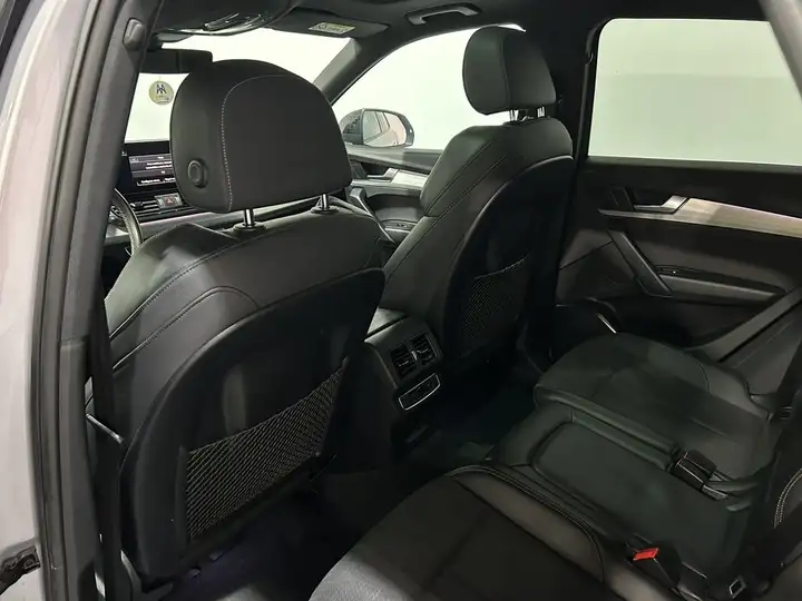 Audi Q5 2023, foto 17