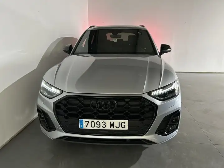 Audi Q5 2023, foto 5