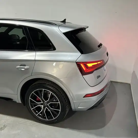 Audi Q5 2023, foto 9