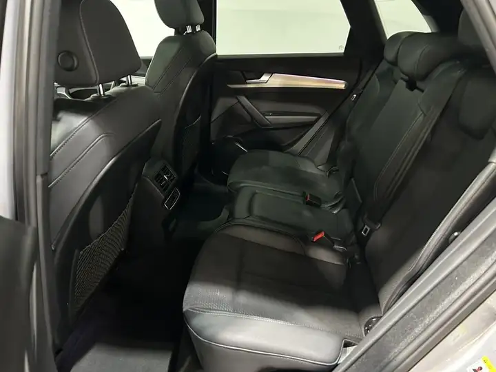 Audi Q5 2023, foto 19