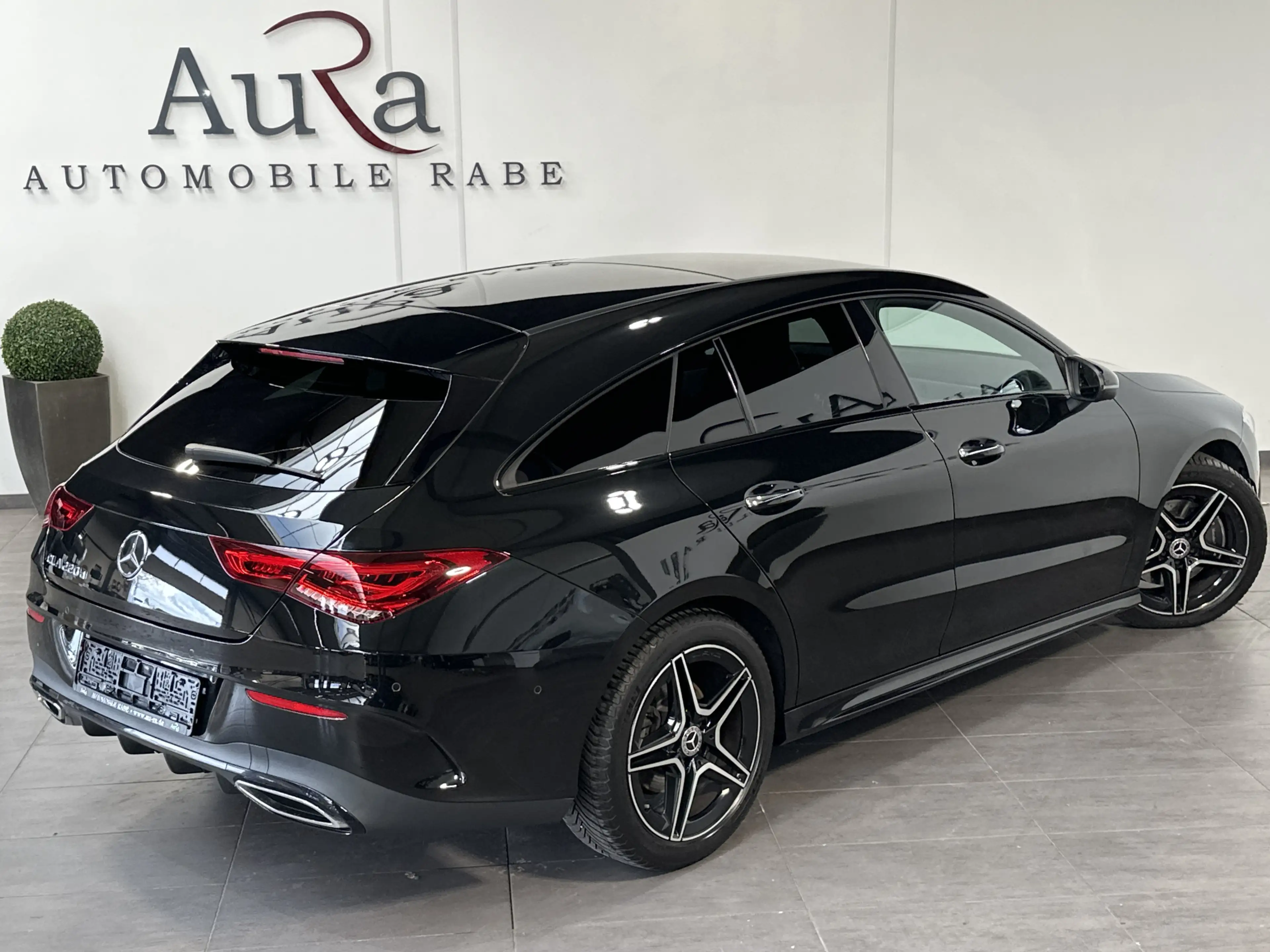 Mercedes-Benz CLA 220 AMG NAV+LED+PANO+360° — photo 5