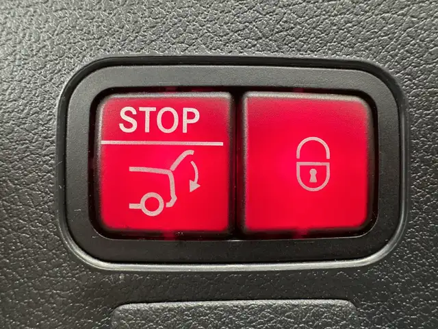 Mercedes-Benz CLA view 7
