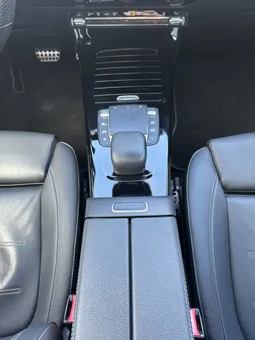 Mercedes-Benz CLA view 14