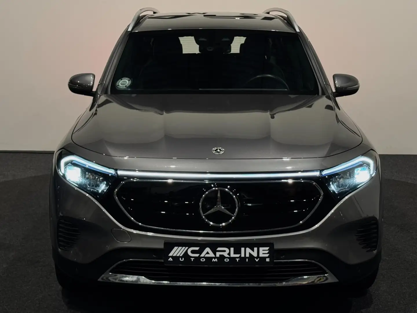 Mercedes-Benz EQB 300 4MATIC 67 kWh SFEERVER. VIRTUAL ACC ASSIST KEYLESS Grijs - 2