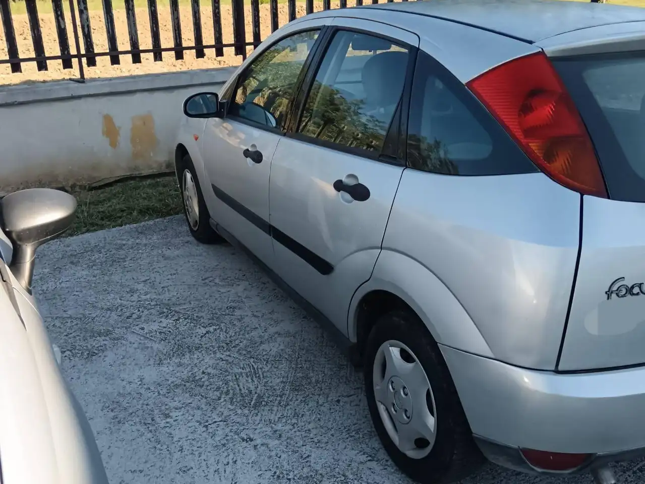 Ford Focus I 1998 5p 1.8 td Ghia c/clima, foto 1