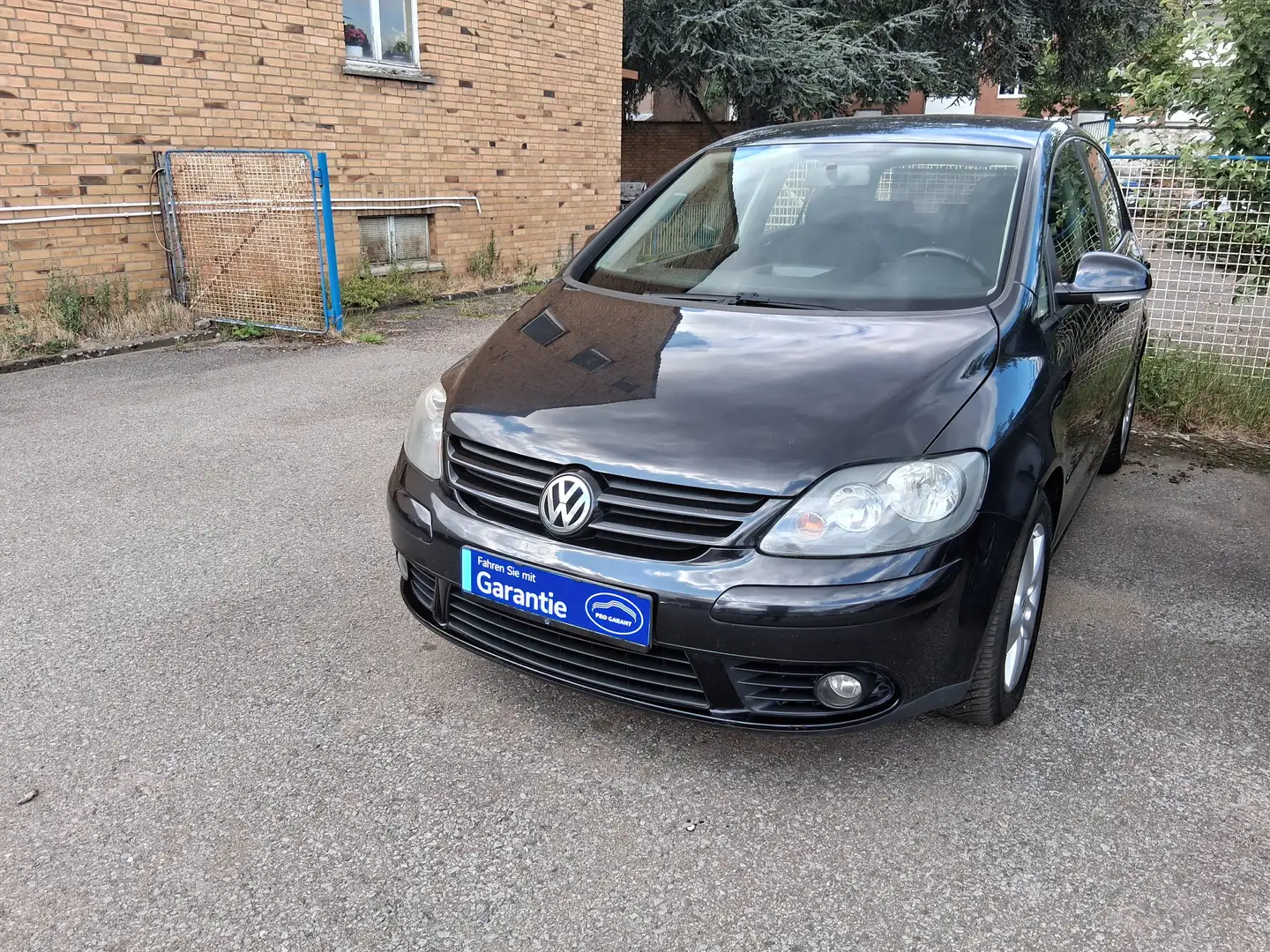 Volkswagen Golf Plus 1.6 Tour Schwarz - 2