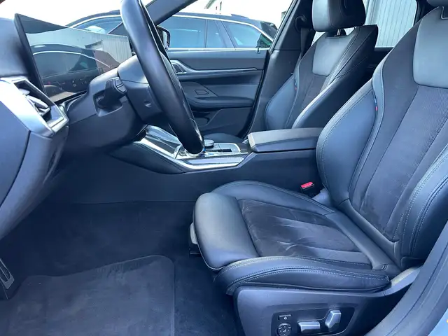 BMW I4 view 13