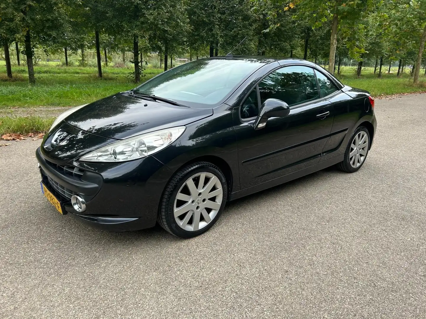 Peugeot 207 CC 1.6 VTi Cabrio Nette auto Noir - 2