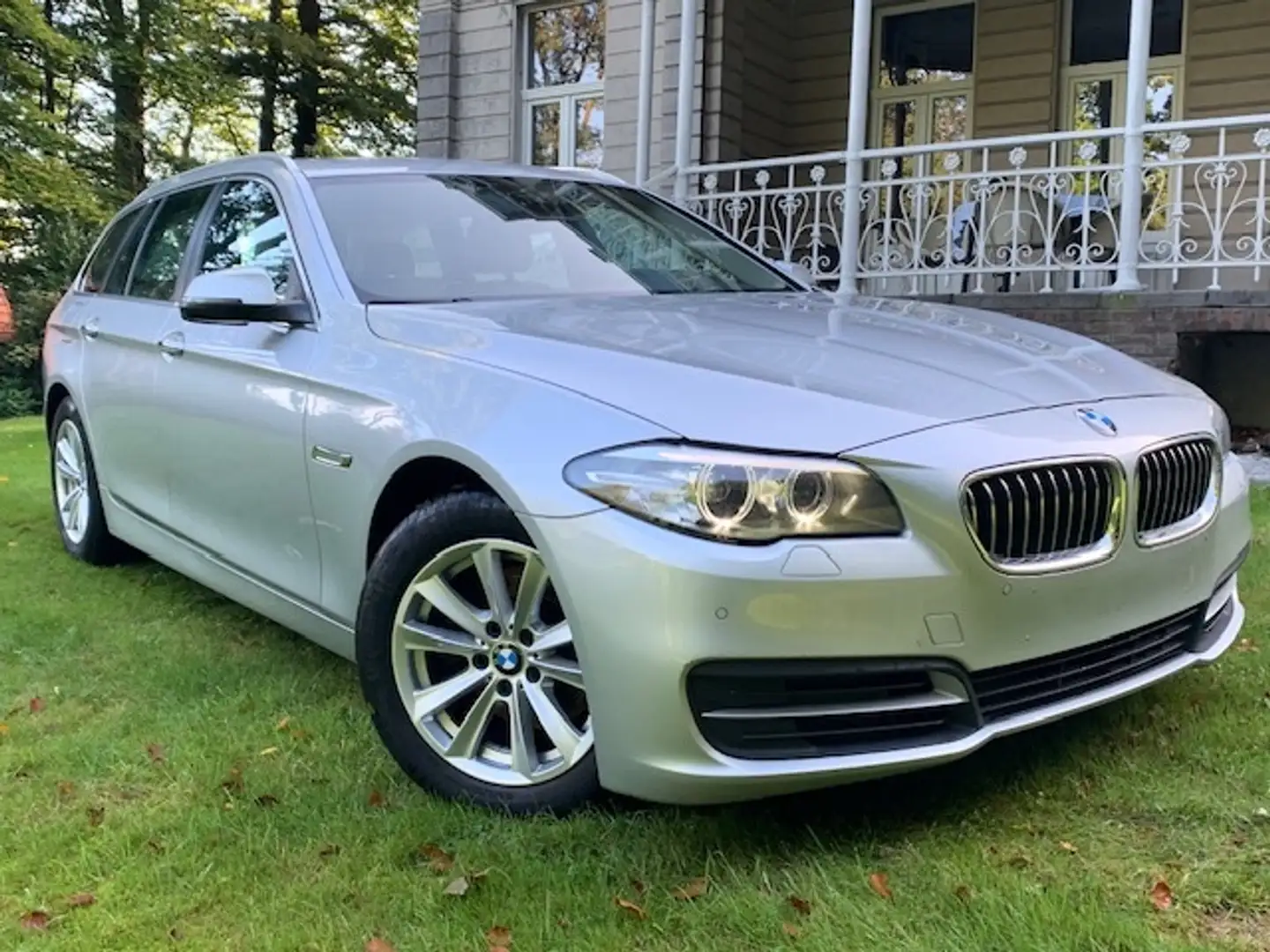 BMW 518 d Touring Zilver - 1