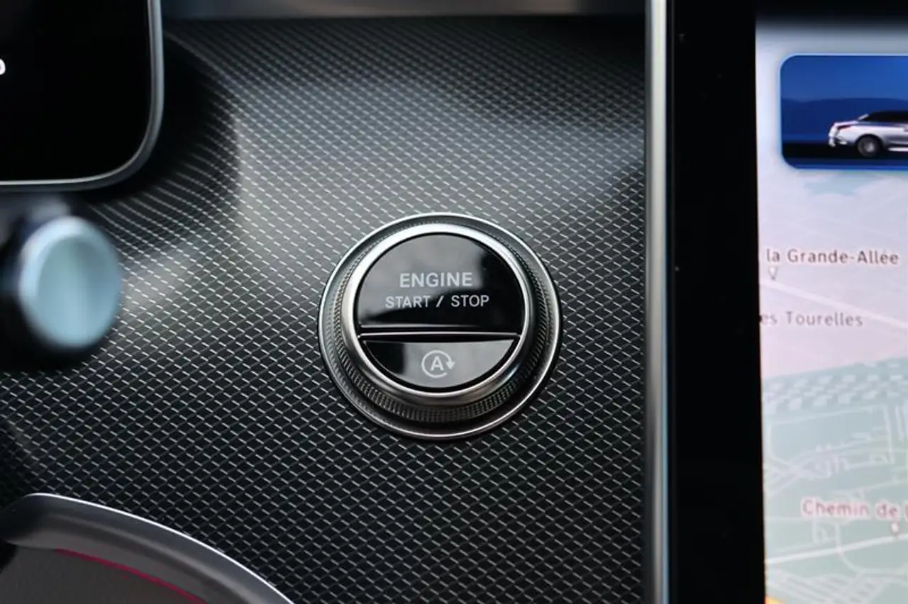 Mercedes-Benz CLE снимка Mercedes-Benz CLE