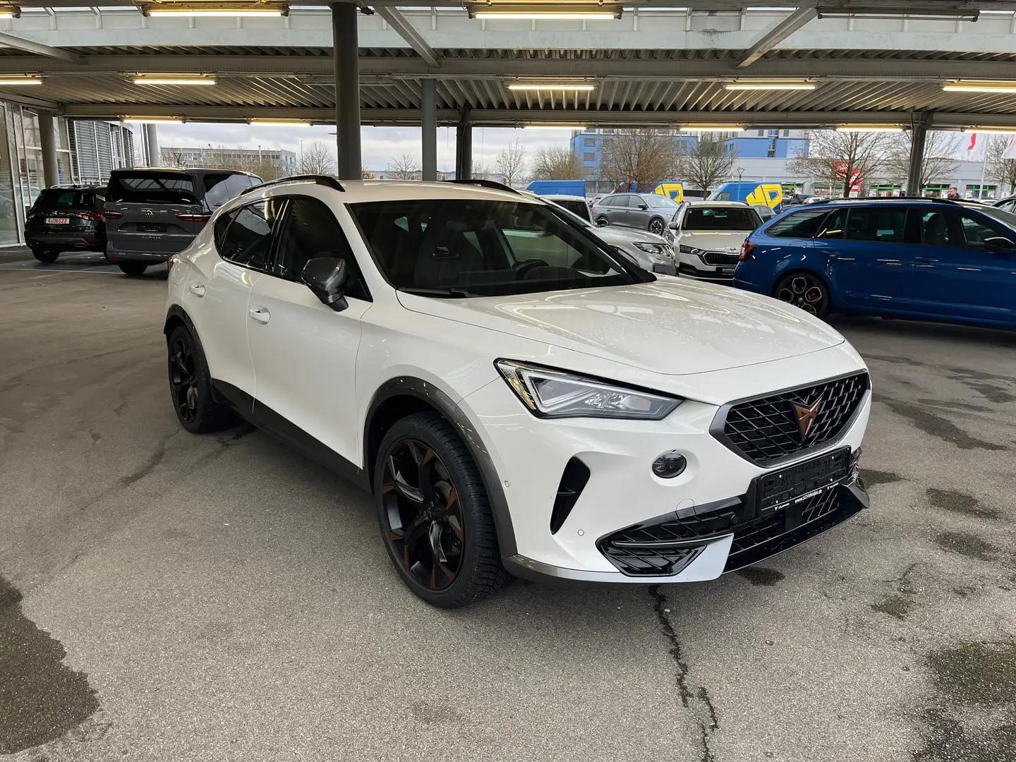 CUPRA Formentor Formentor VZ 1,4 e-Hybrid 245 DSG Weiß - 2