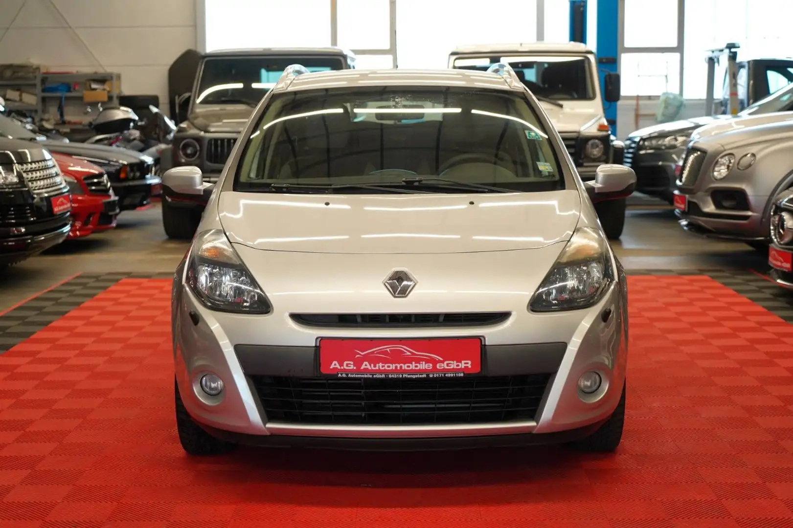 Renault Clio 1.5 dCi Grandtour Authentique *1.Hand* Grau - 2