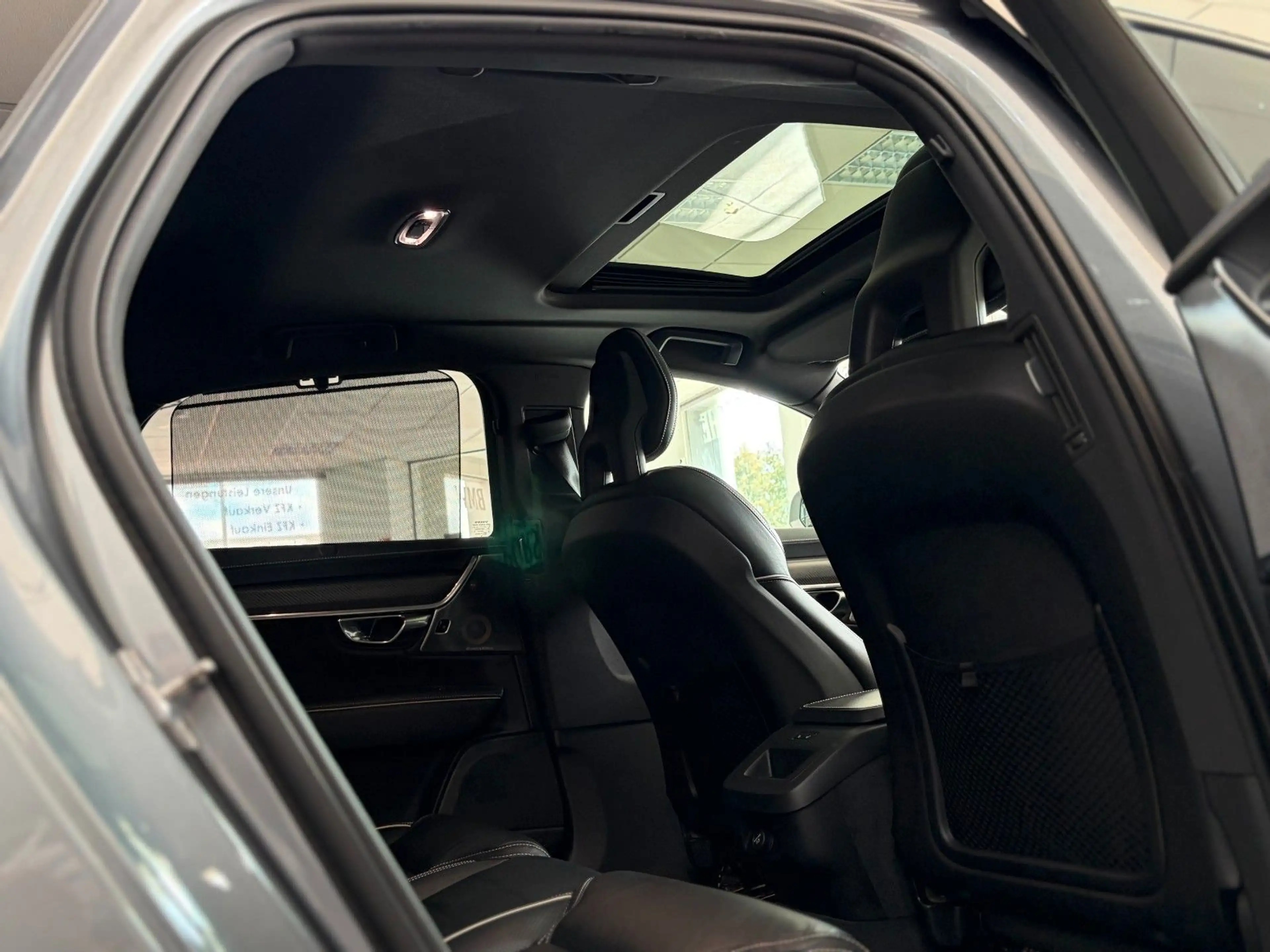 Volvo S90 *R Design*B&W*HeadUp*AHK*StHz*Pano*Carbon*ACC — photo 29