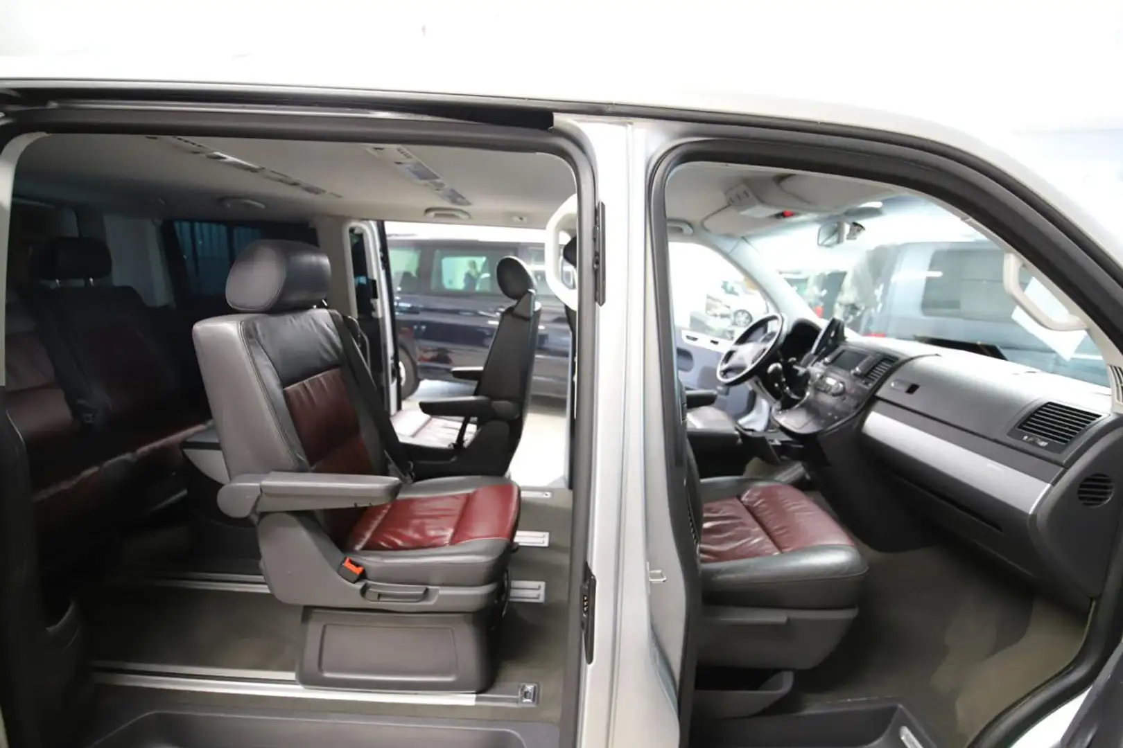 Volkswagen T5 Multivan 2.5 tdi 174cv L'united Blanco - 2
