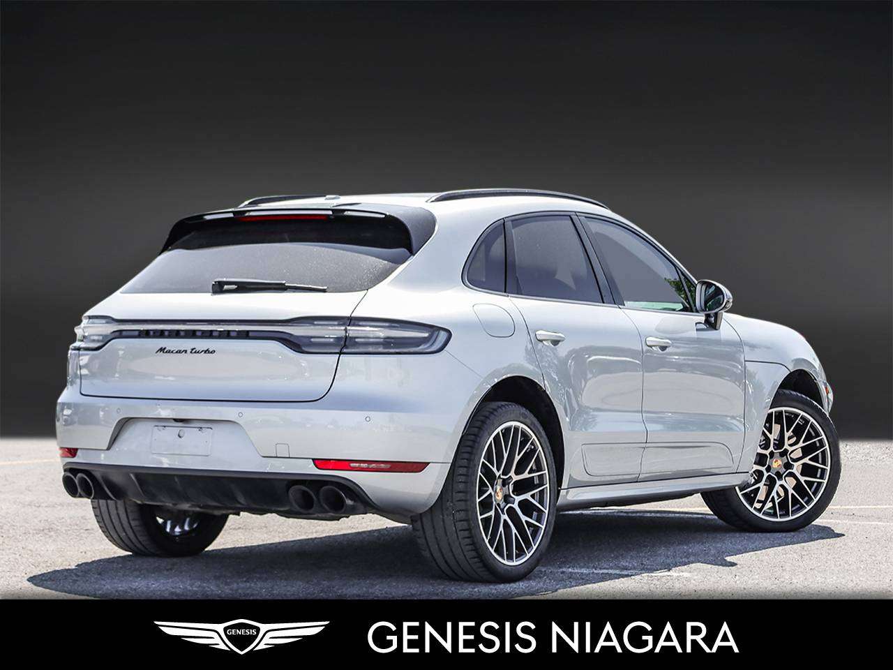 2020 Porsche Macan Turbo AWD alt 2