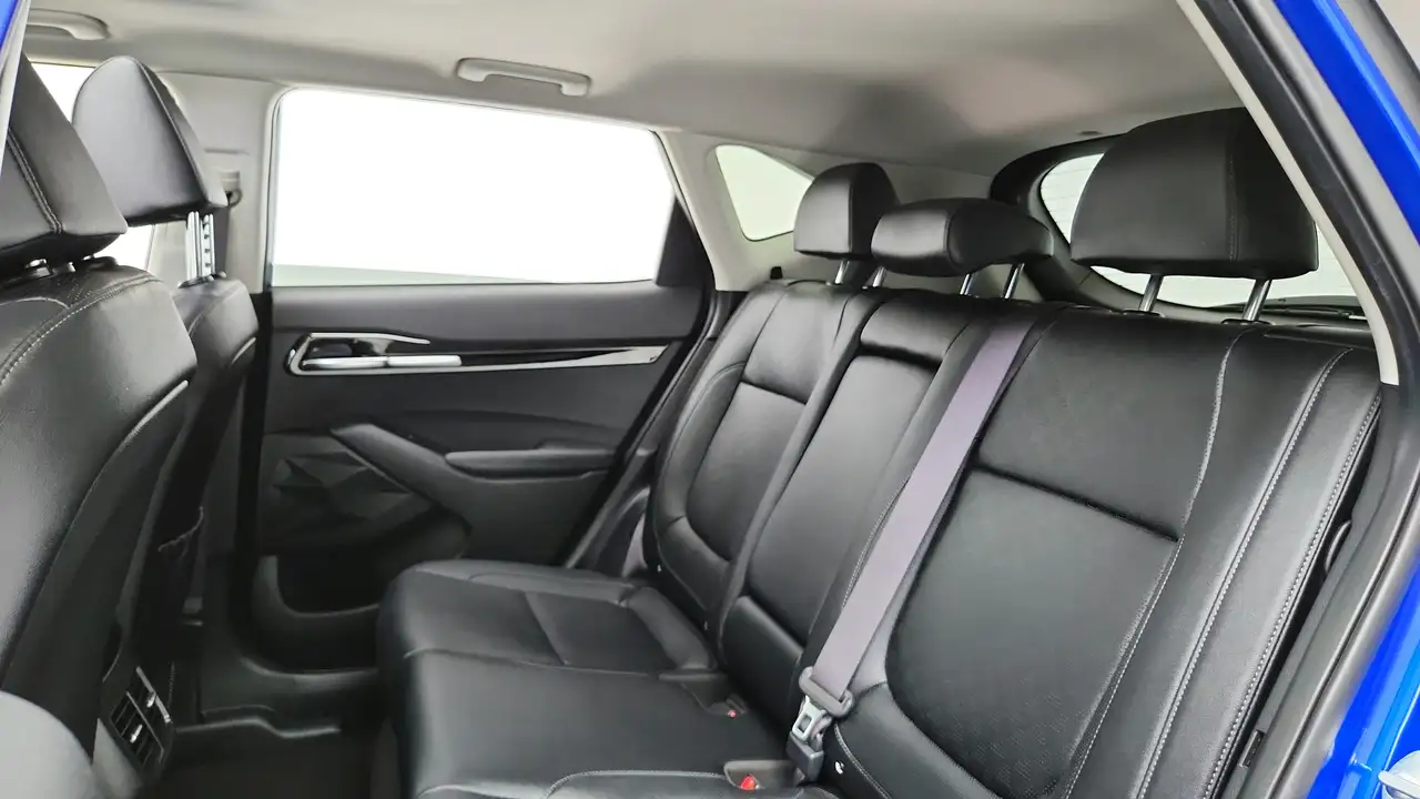 Kia Seltos снимка Kia Seltos