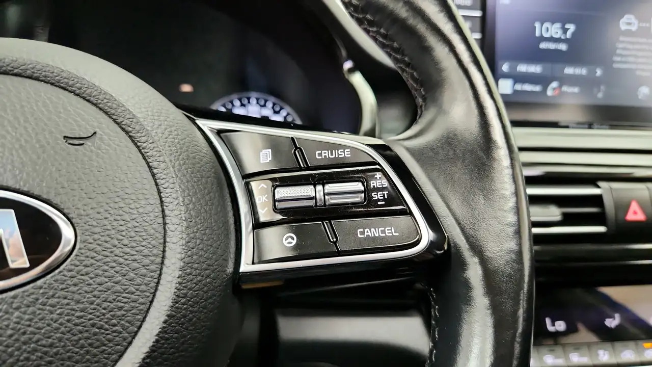 Kia Seltos снимка Kia Seltos