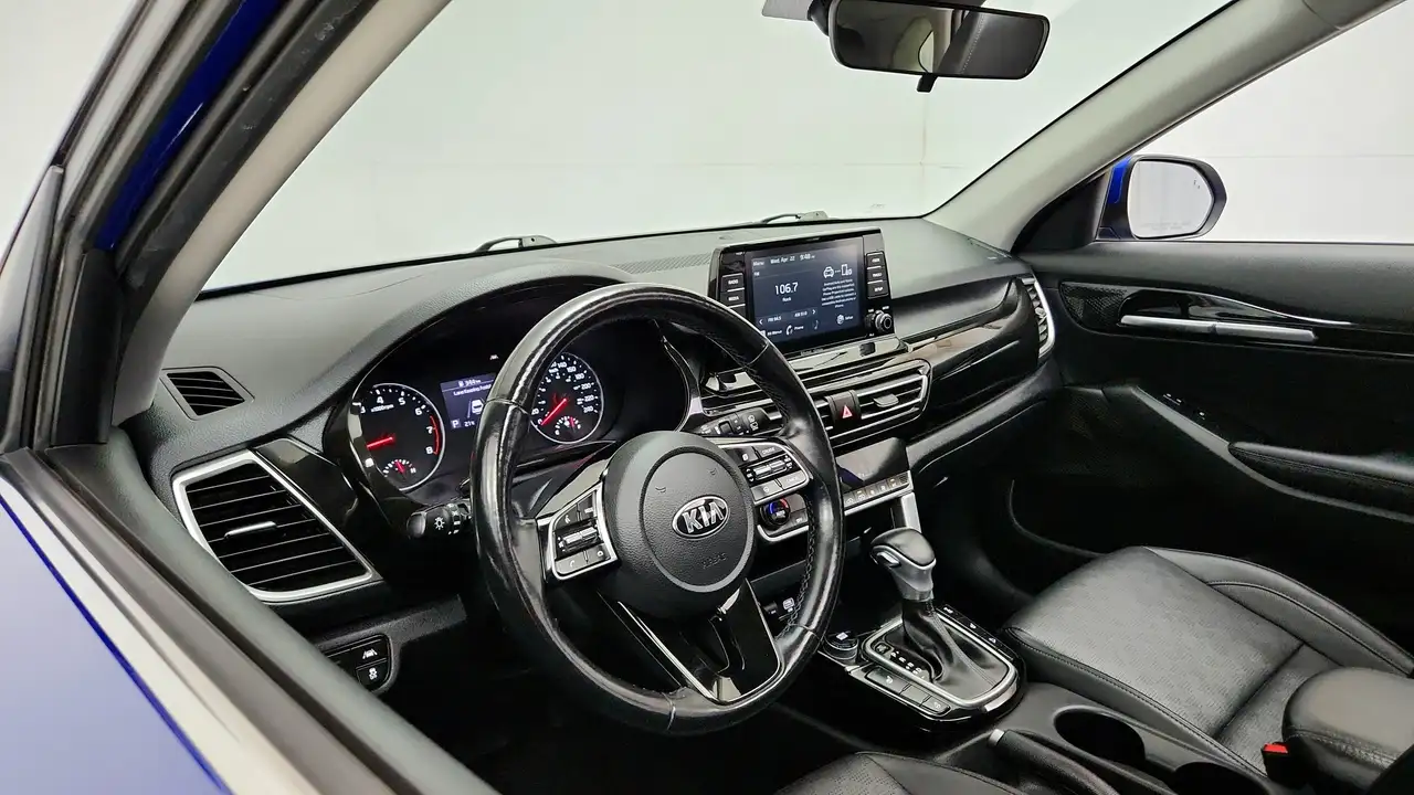 Kia Seltos снимка Kia Seltos