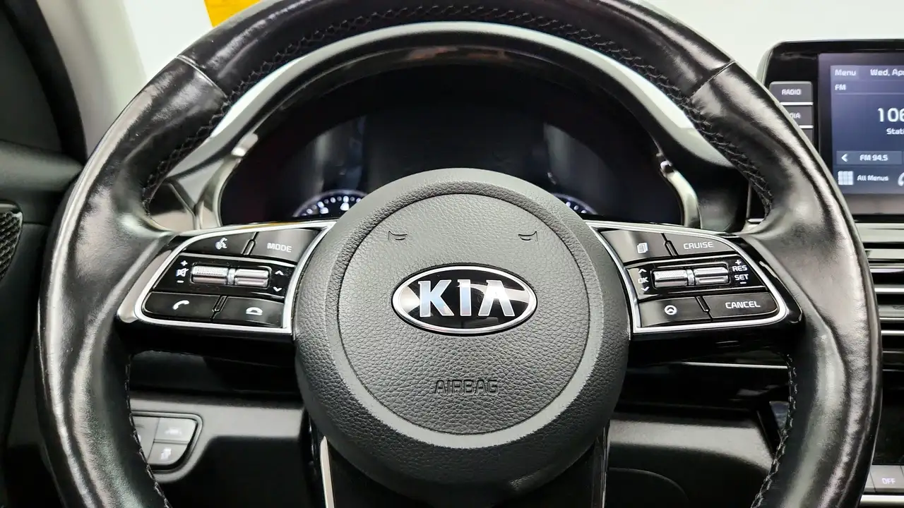 Kia Seltos снимка Kia Seltos