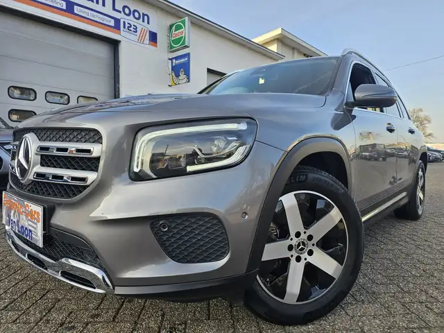 Mercedes-Benz GLB 180 8G-DCT Edition, Airco, Ambilight, Widescreen,