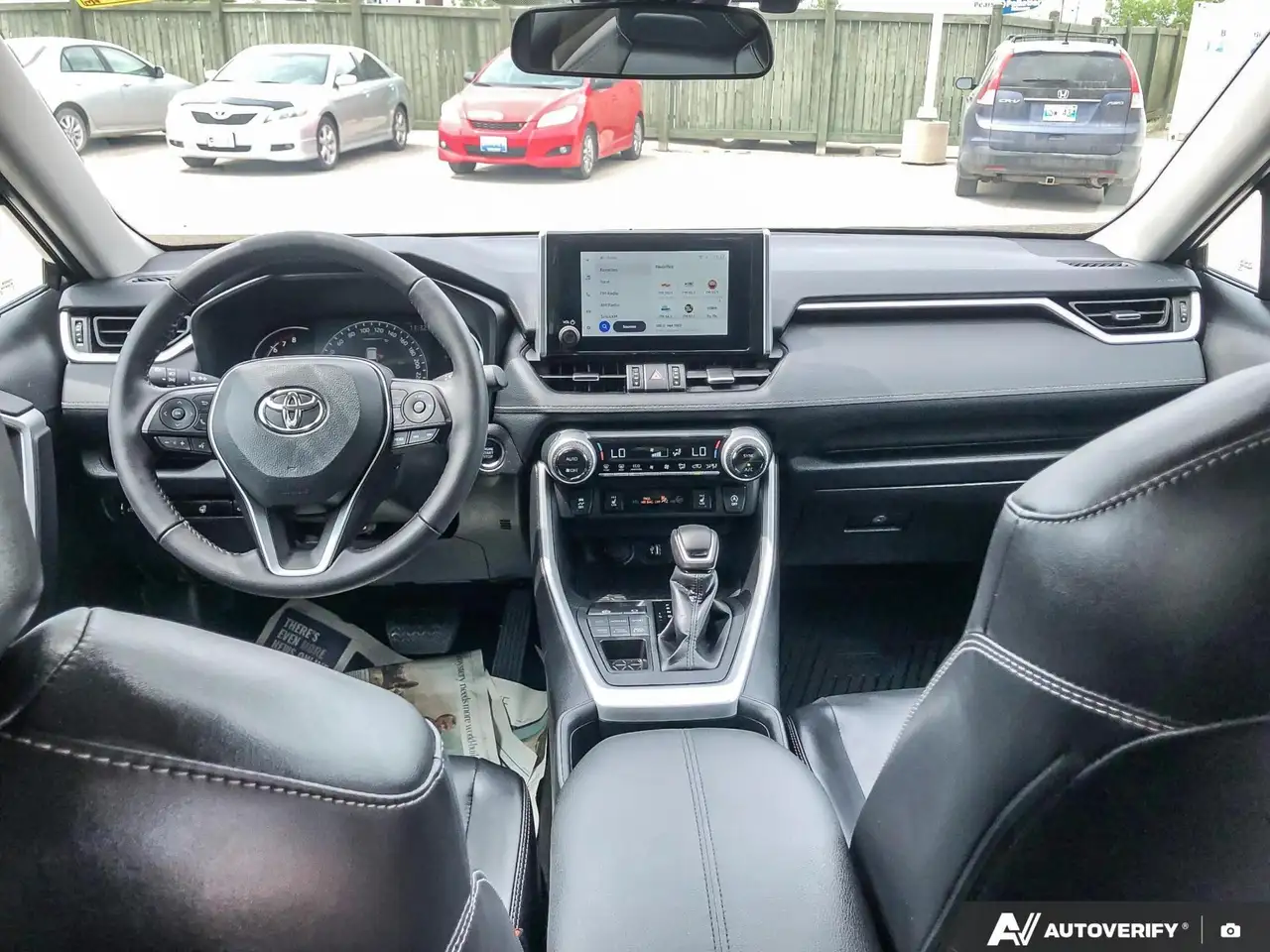 Toyota RAV 4 снимка Toyota RAV 4