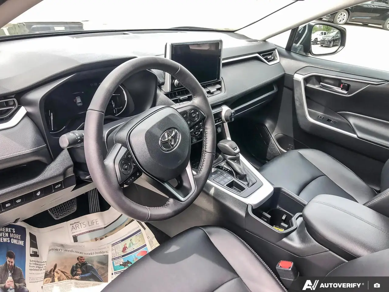 Toyota RAV 4 снимка Toyota RAV 4
