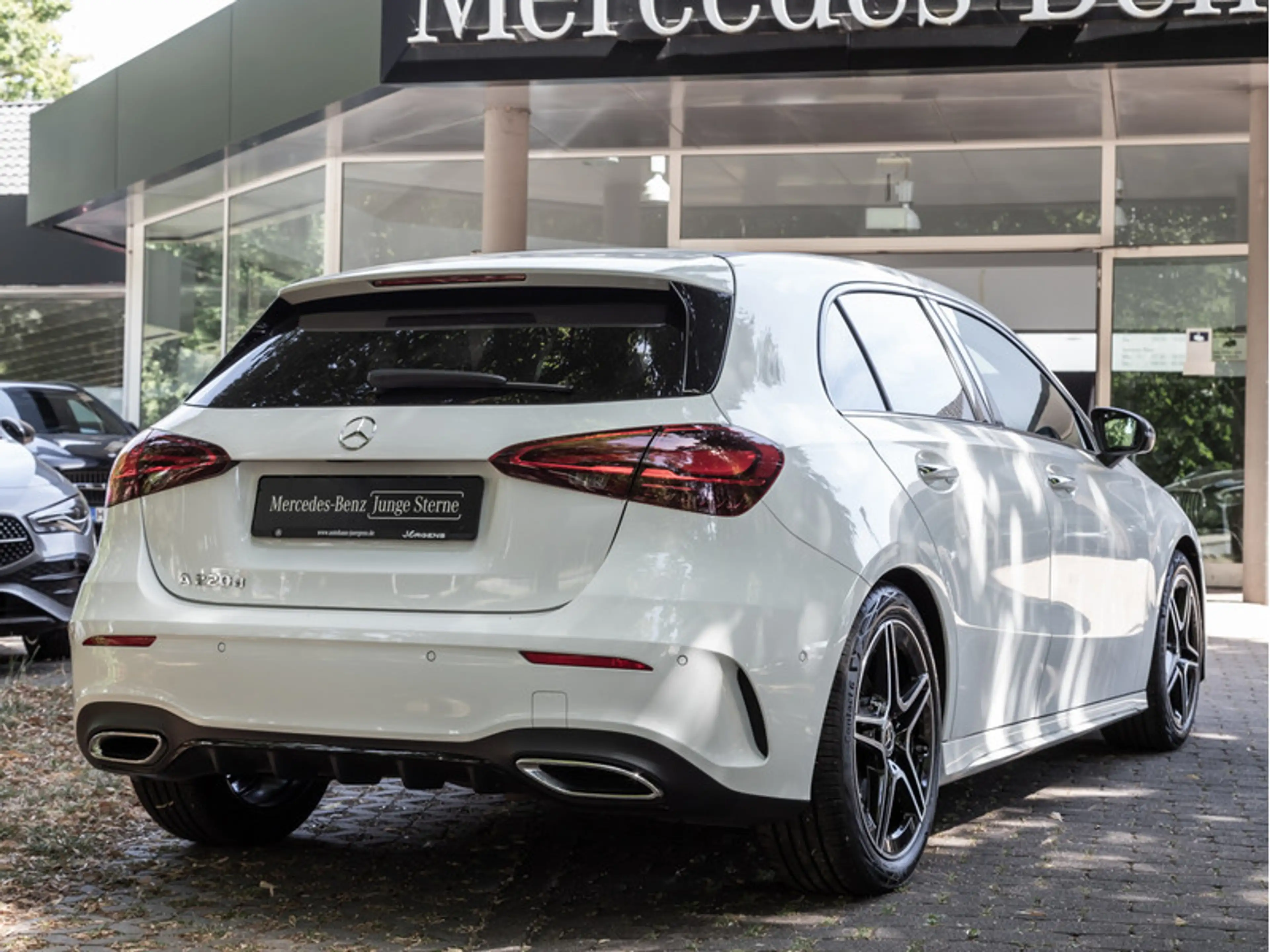 Mercedes-Benz A 220 d AMG-Sport/LED/Cam/Night/Totw/Ambiente/18 — photo 4