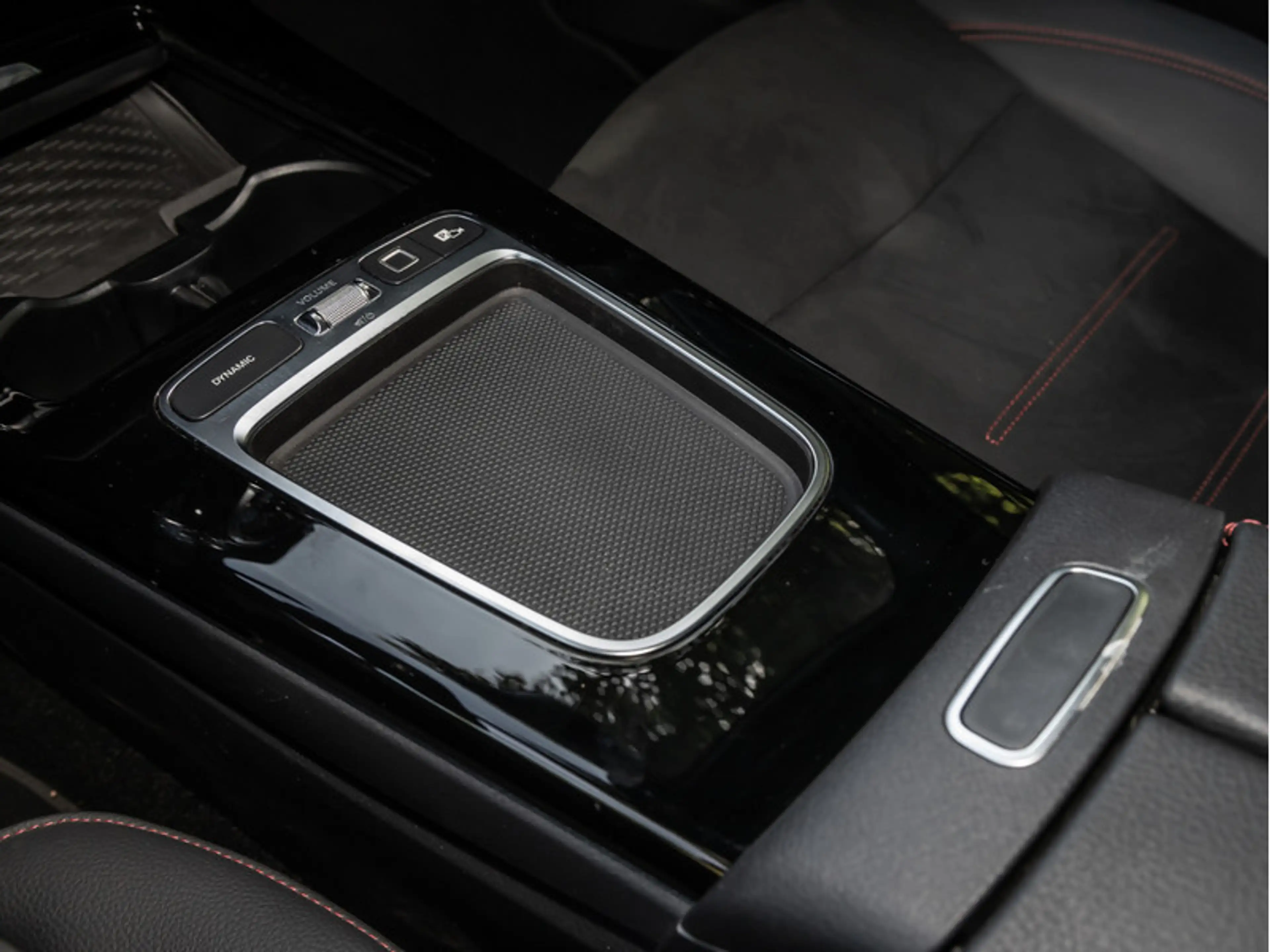 Mercedes-Benz A 220 d AMG-Sport/LED/Cam/Night/Totw/Ambiente/18 — photo 15