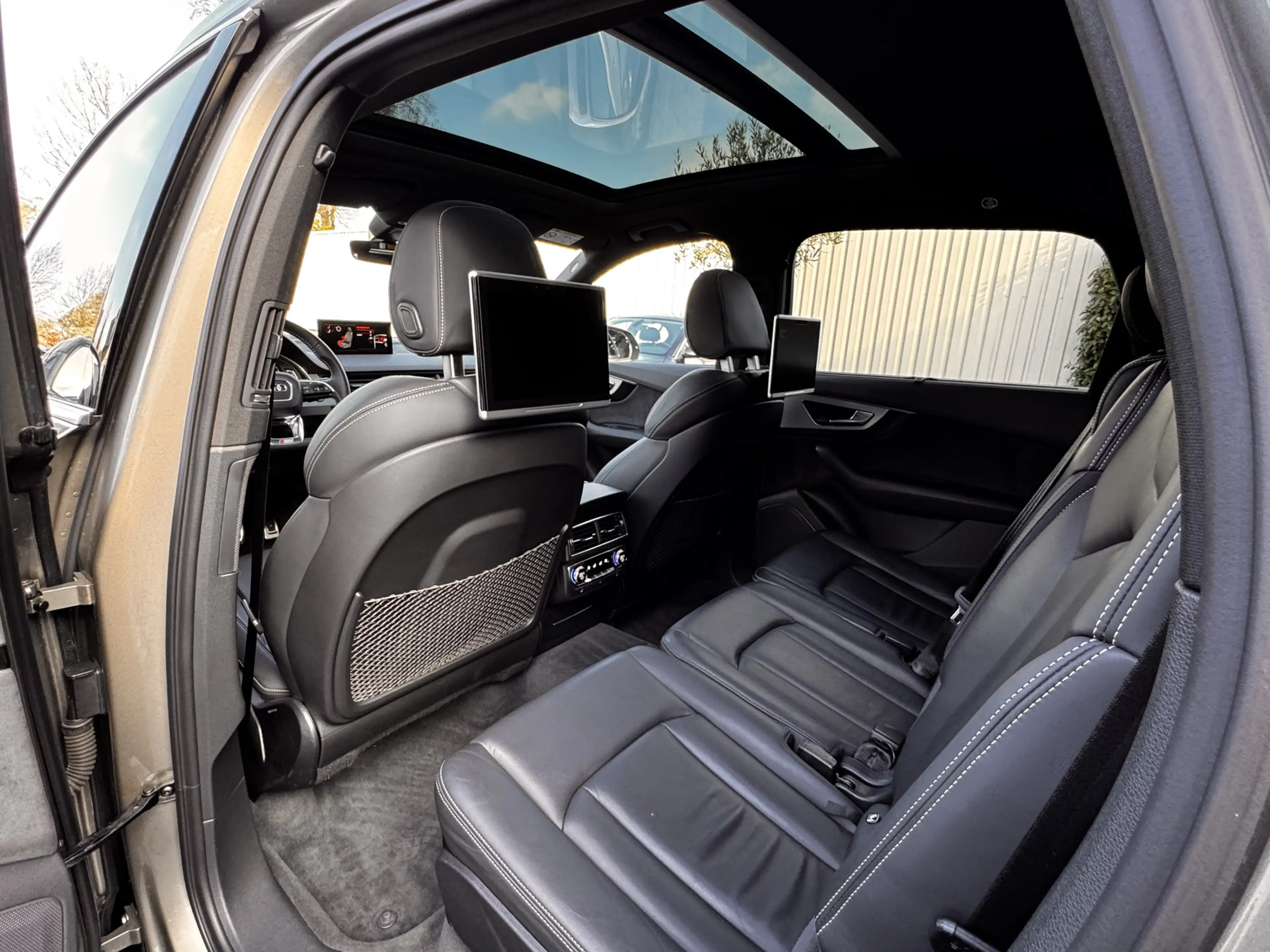 Audi Q7 3.0 TDI quattro Pro Line S | 1e Eig. | Carplay! | — photo 45