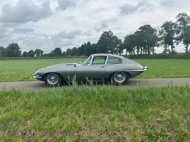 Jaguar E-Type E-Type Series 1