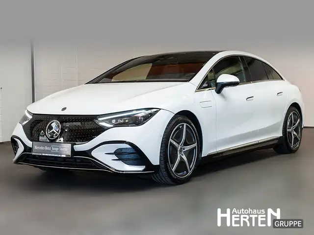 Mercedes-Benz EQE 300
