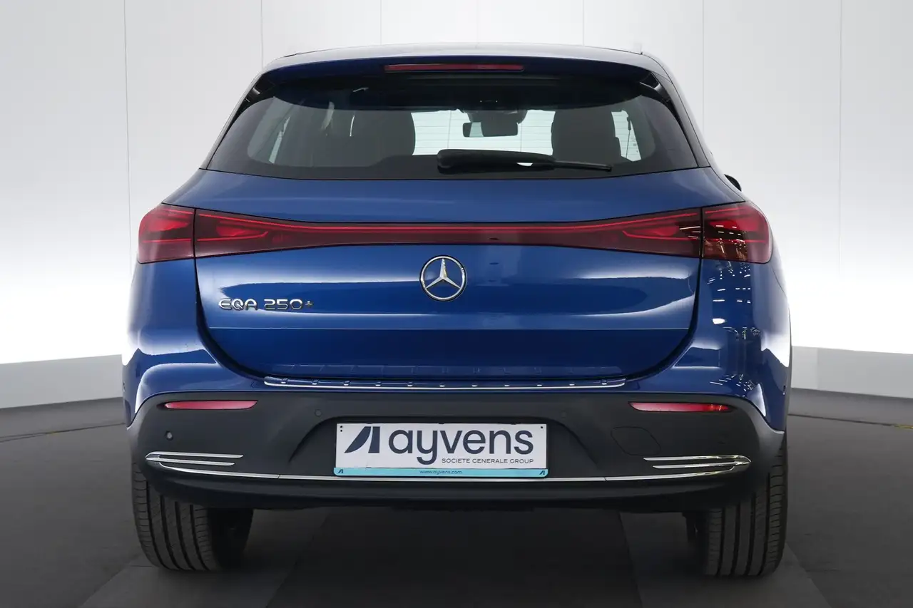 Mercedes-Benz EQA 250+ Luxury Line LEDER/CUIR LED GPS PDC CAM Verw., миниатюра 8