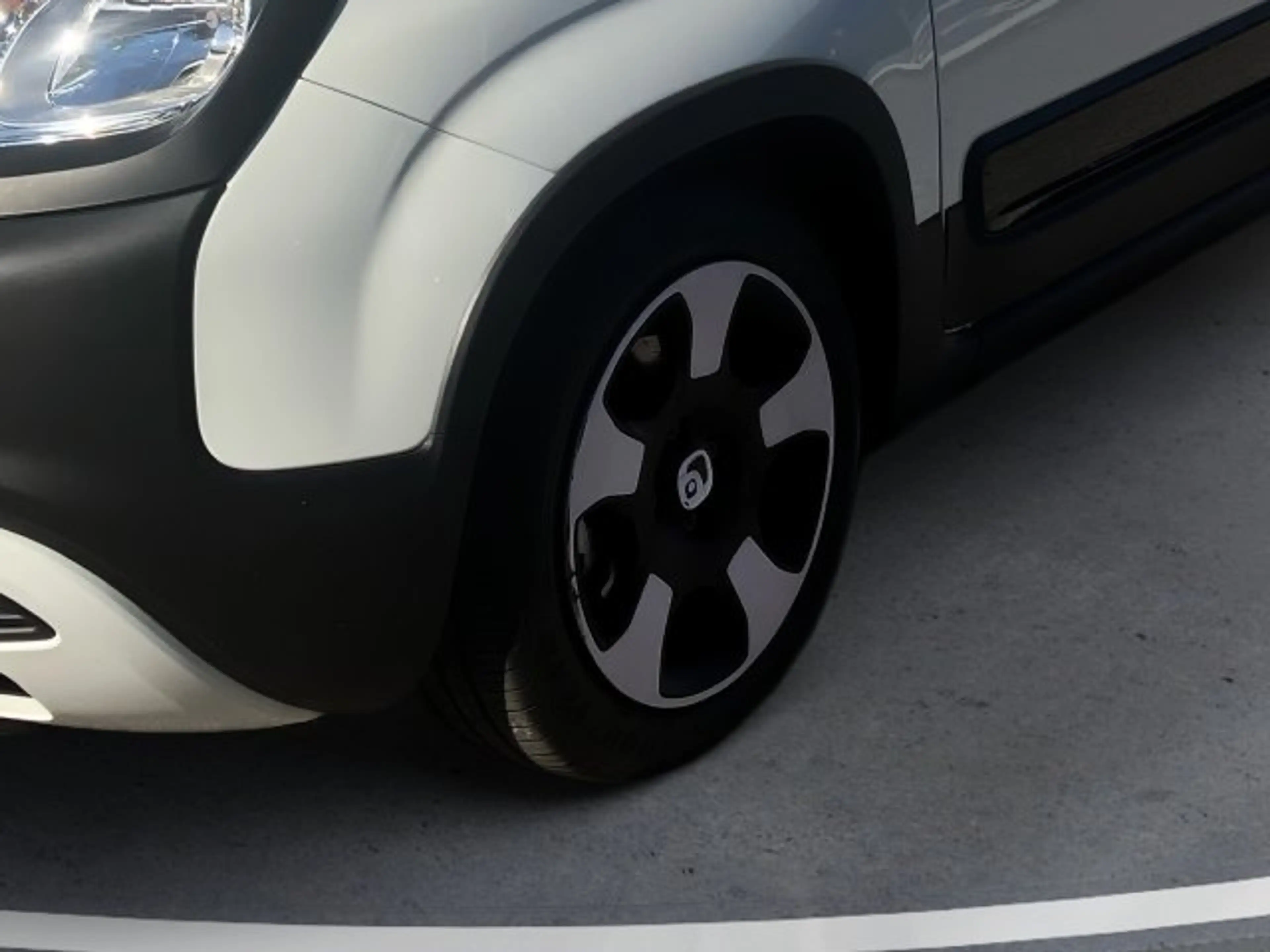 Fiat Panda 4x2 FireFly Hy — photo 8