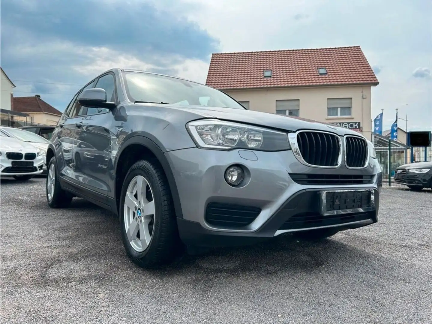 BMW X3 xDrive 20d STANDHZ + MEMORY + LEDER +SHZ +AHK Gris - 1