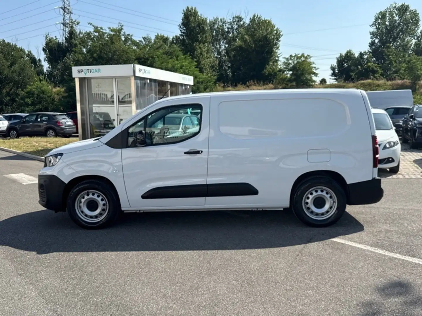 Peugeot Partner 50kwH 136cv L2 Premium Bianco - 2