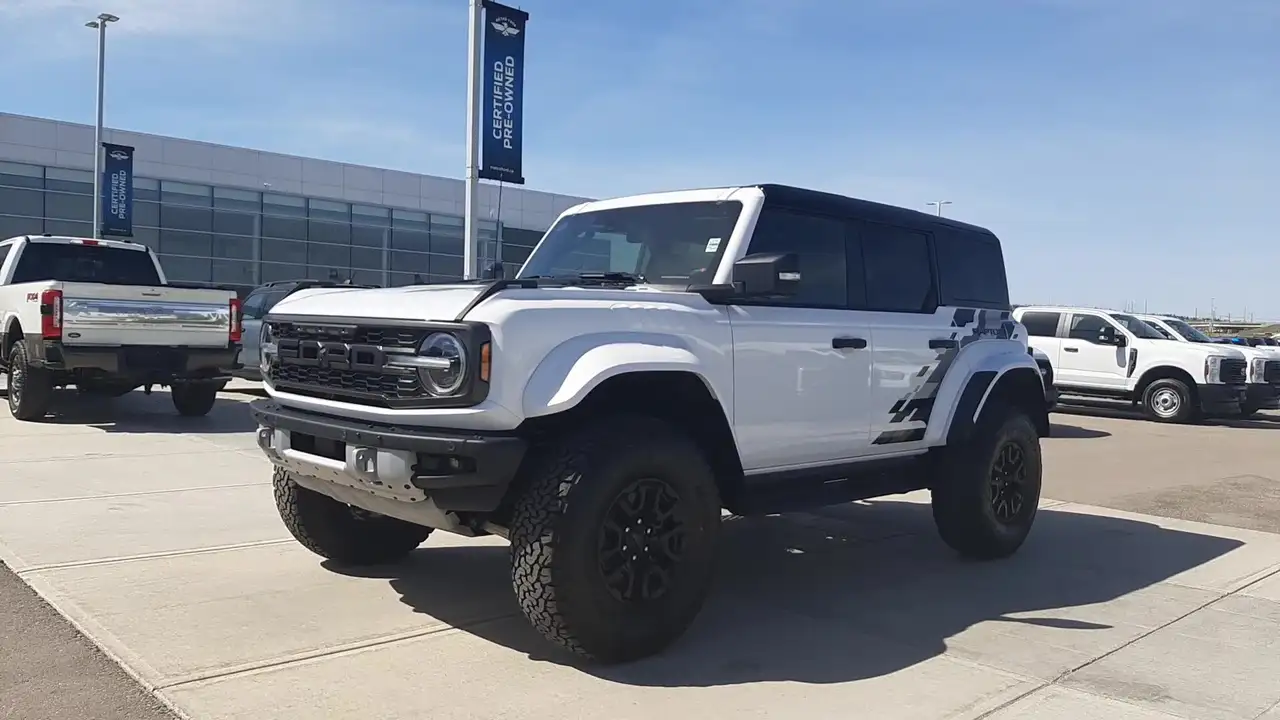 Ford Bronco снимка Ford Bronco