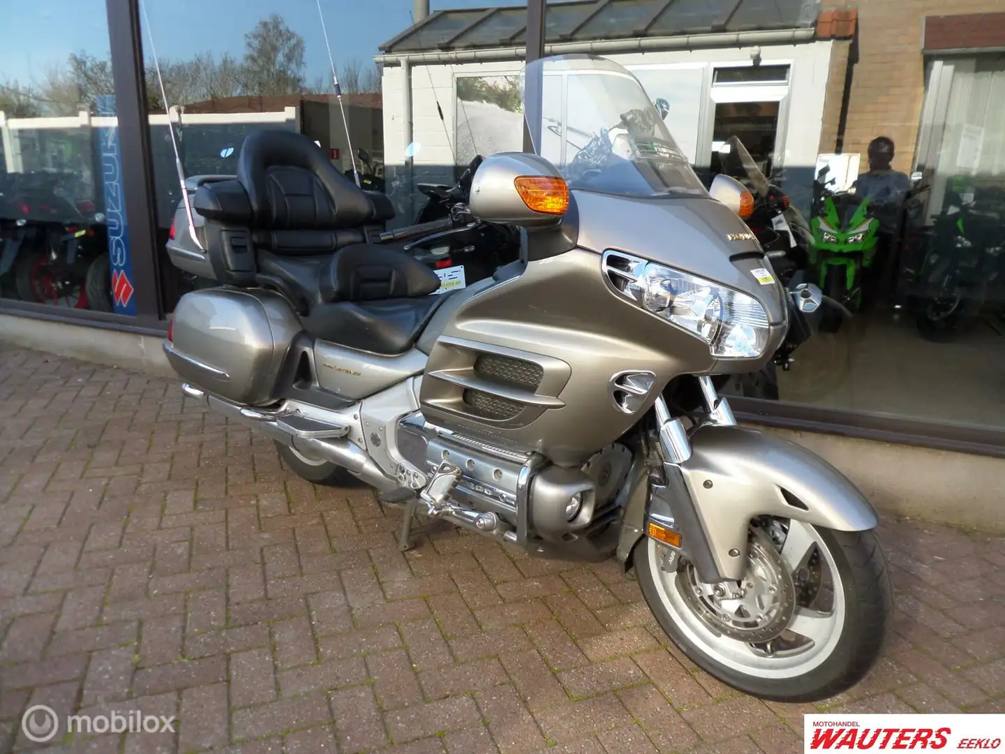 Honda GL 1800 GoldWing - 2