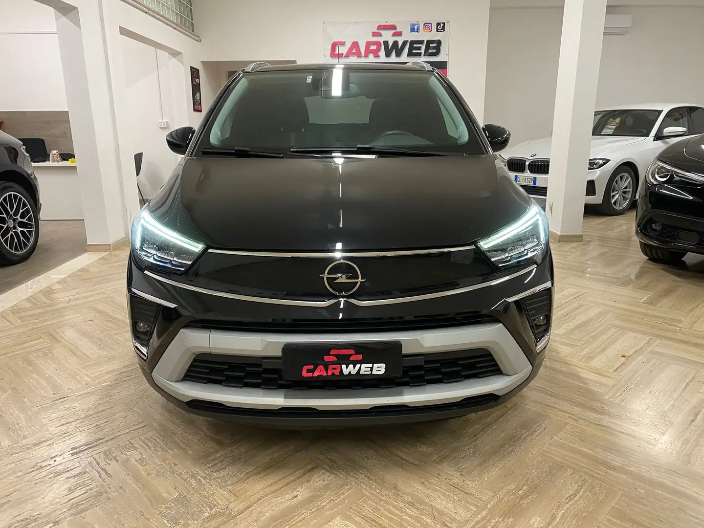 Opel Crossland X Crossland 2021 1.5 ecotec Elegance 120cv at6 Zwart - 2