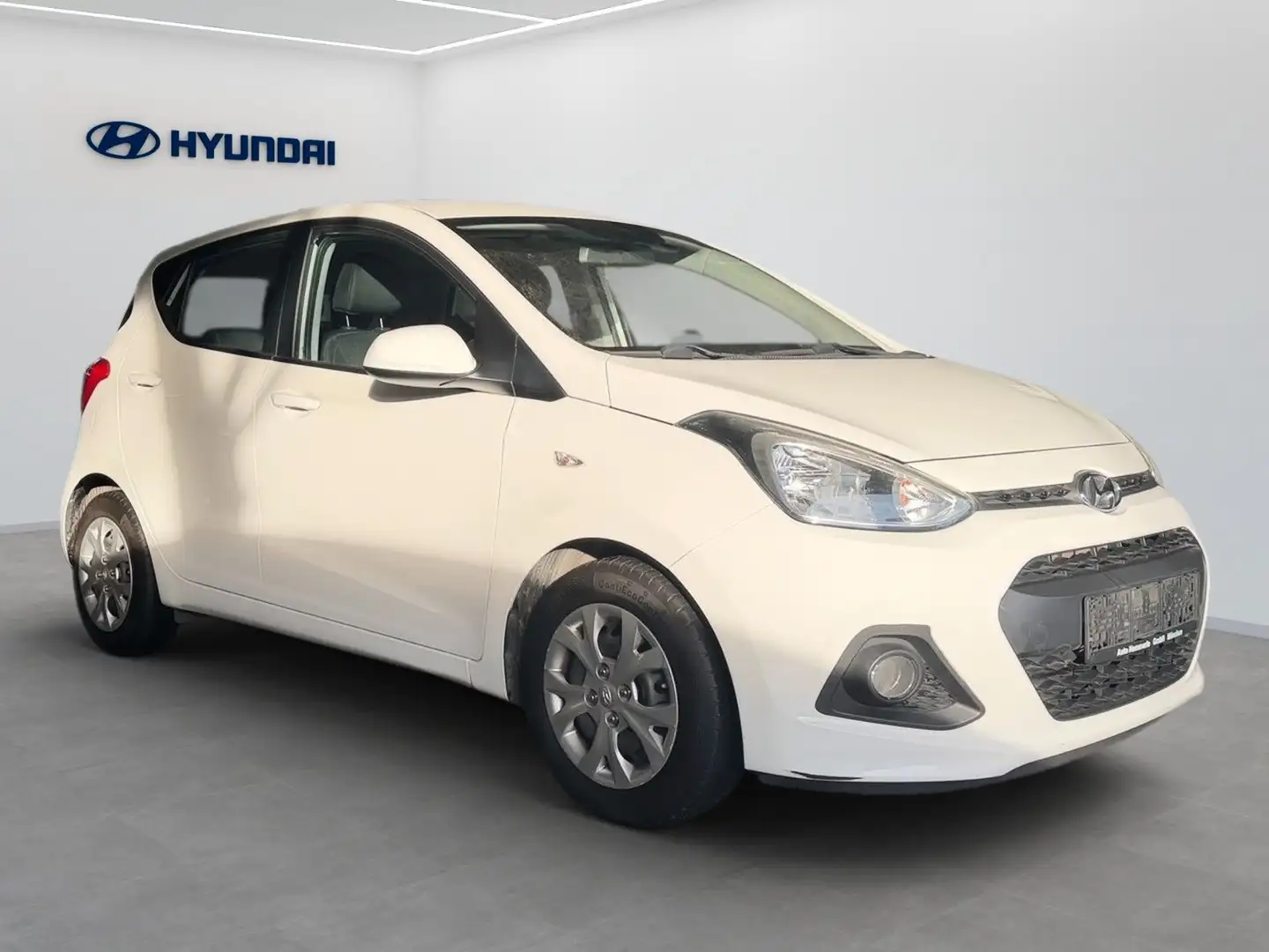 Hyundai i10 Trend*TEMPO*SzHZ*LenkHZ*KLIMA*RADIO* Blanc - 2