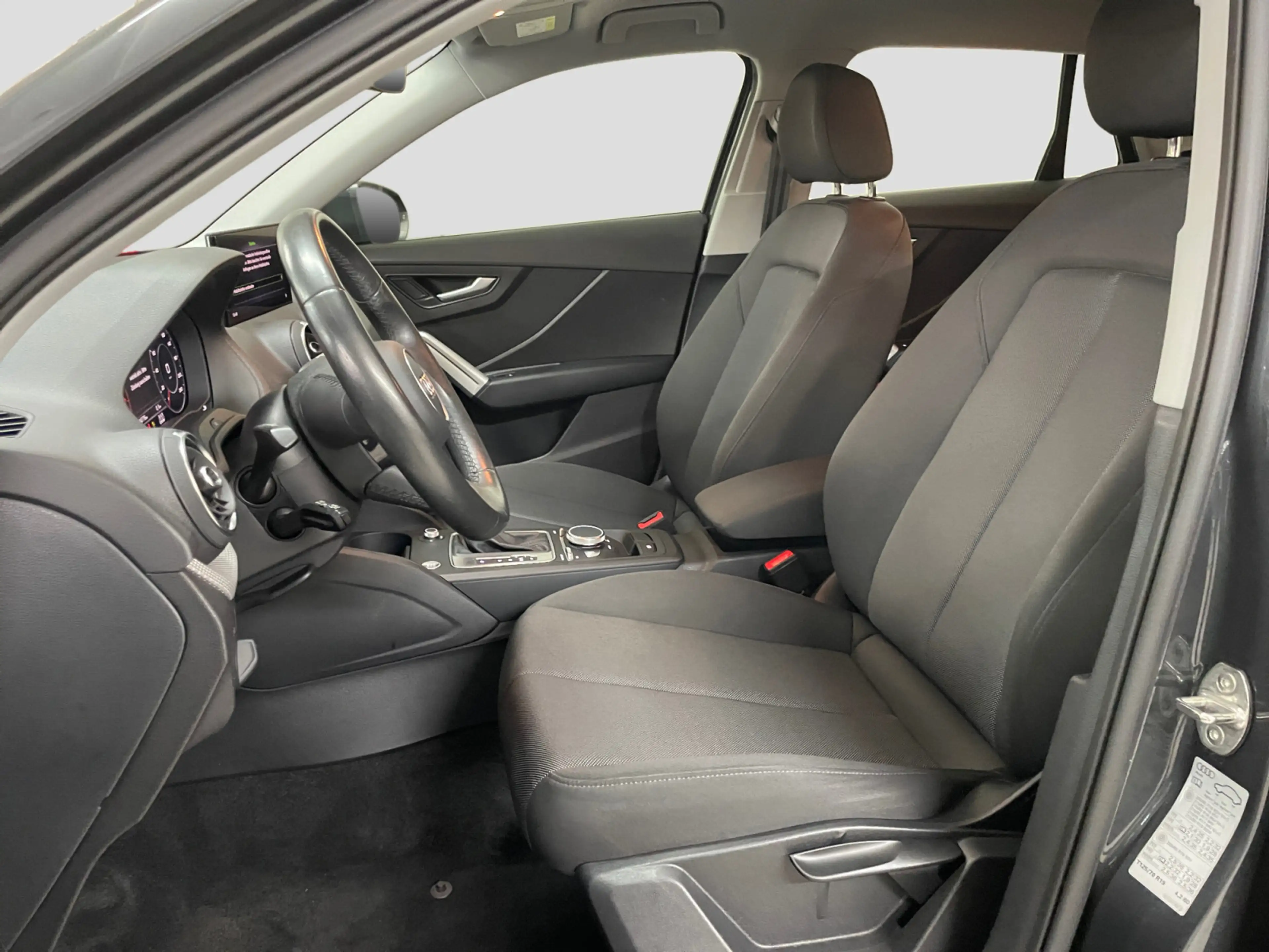 Audi Q2 35TFSI advanced S-tronic Virtual PDC Caplay — photo 10
