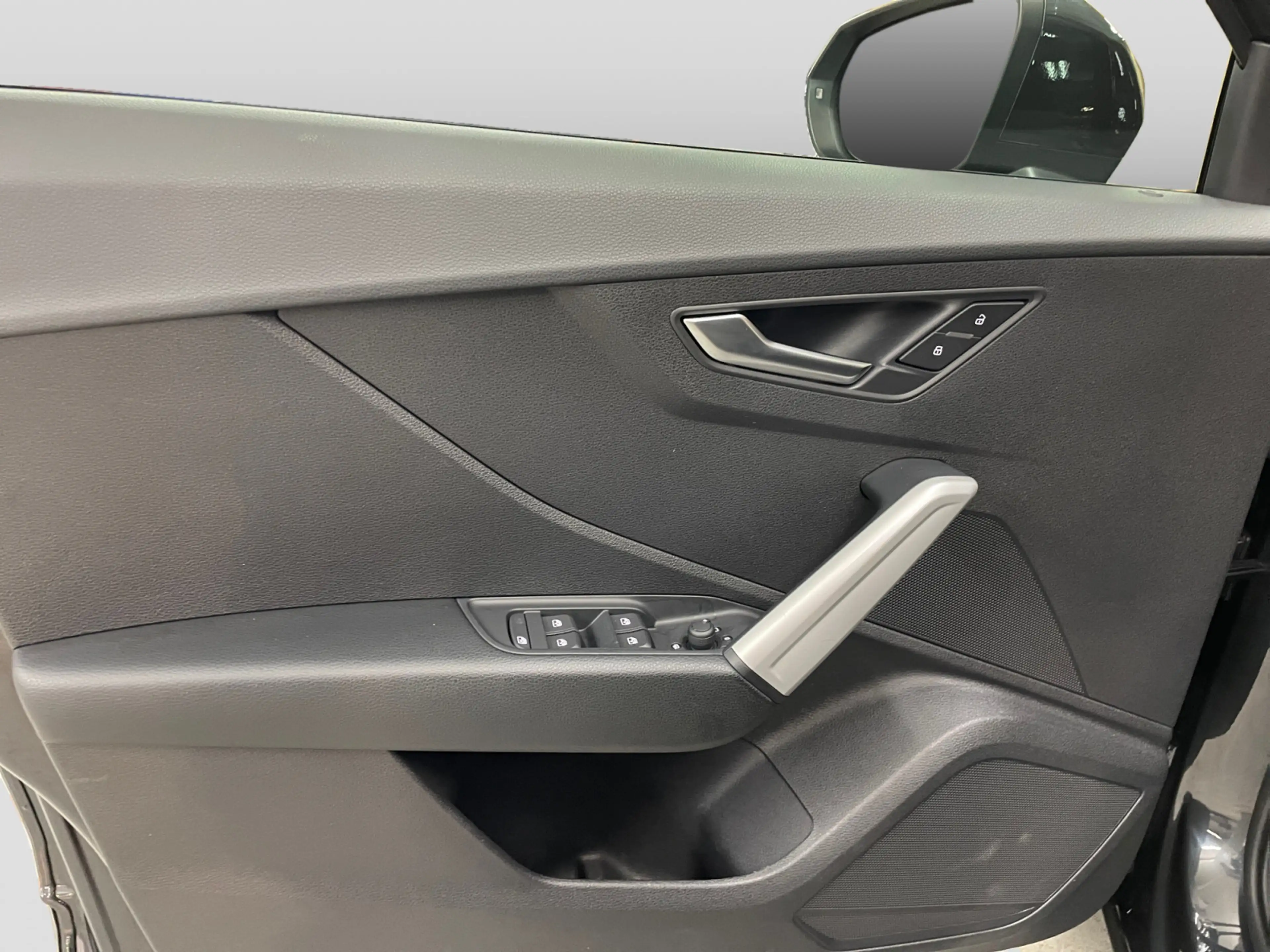 Audi Q2 35TFSI advanced S-tronic Virtual PDC Caplay — photo 14