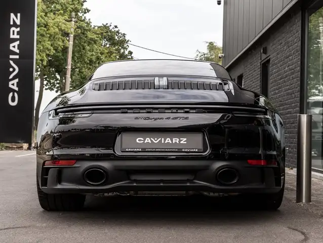 Porsche 992 view 5