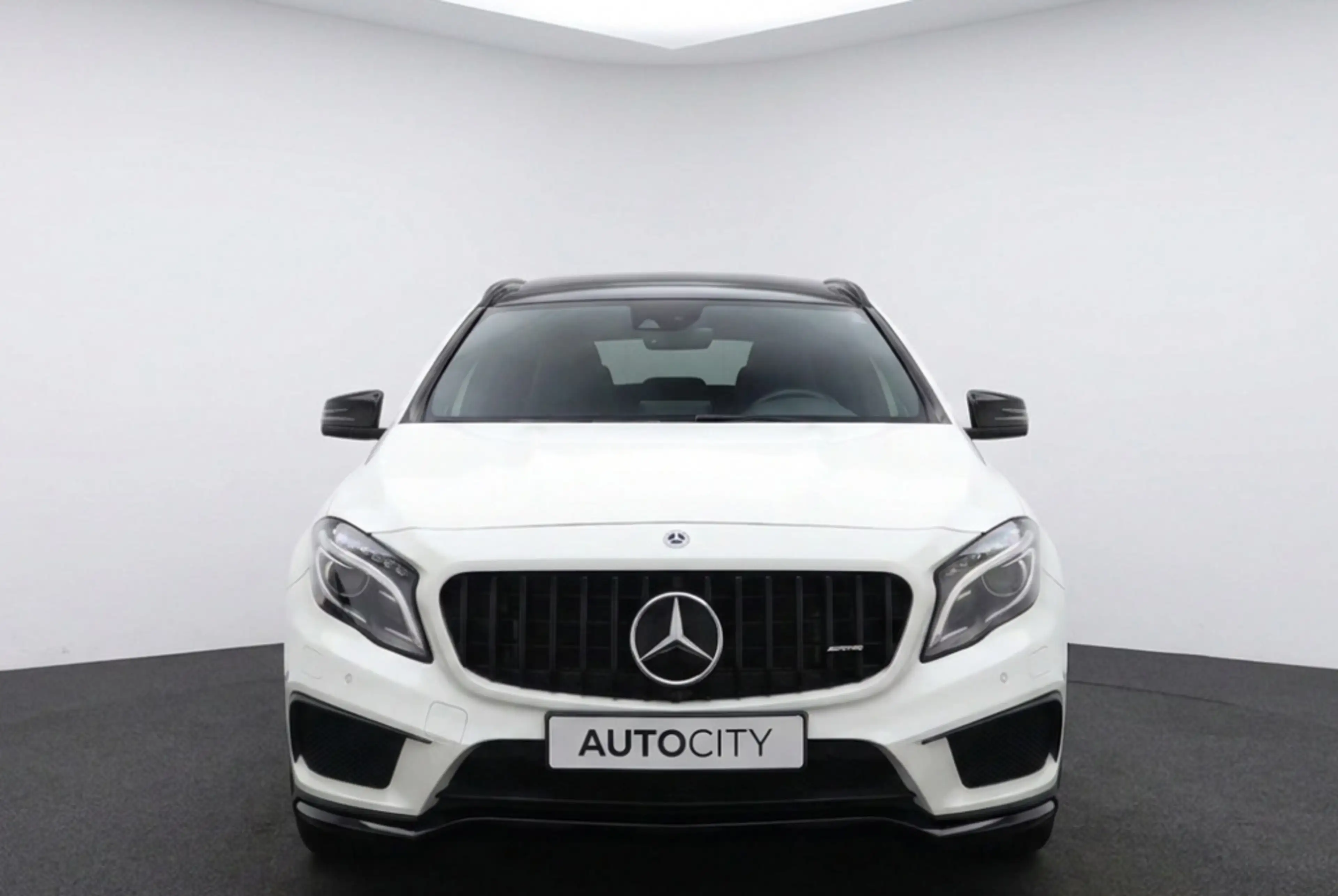 Mercedes-Benz GLA 45 AMG 4MATIC 381PK Pano | Night Pakket | AMG Performance — photo 6