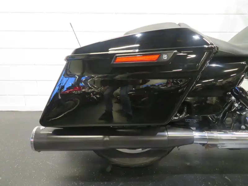 Harley-Davidson Street Glide - foto 6