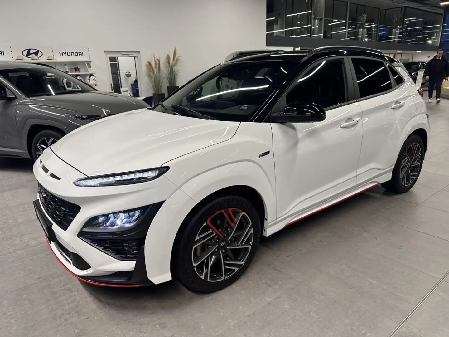 Hyundai KONA 1.6 T-GDI DCT N Line +AHK+ Weiß - 1