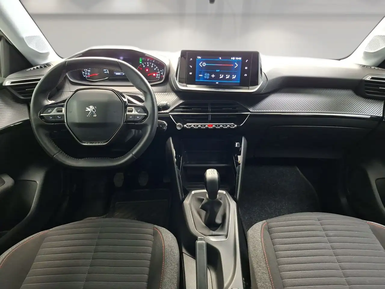 Peugeot 208 II 2019 1.2 puretech Active Pack s&s 75cv 9